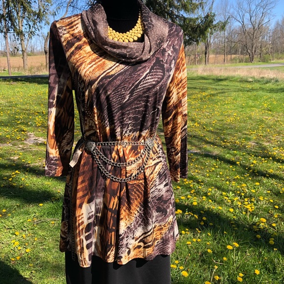 🫧Sold🫧Susan Graver Blouse, Size S - Picture 2 of 8